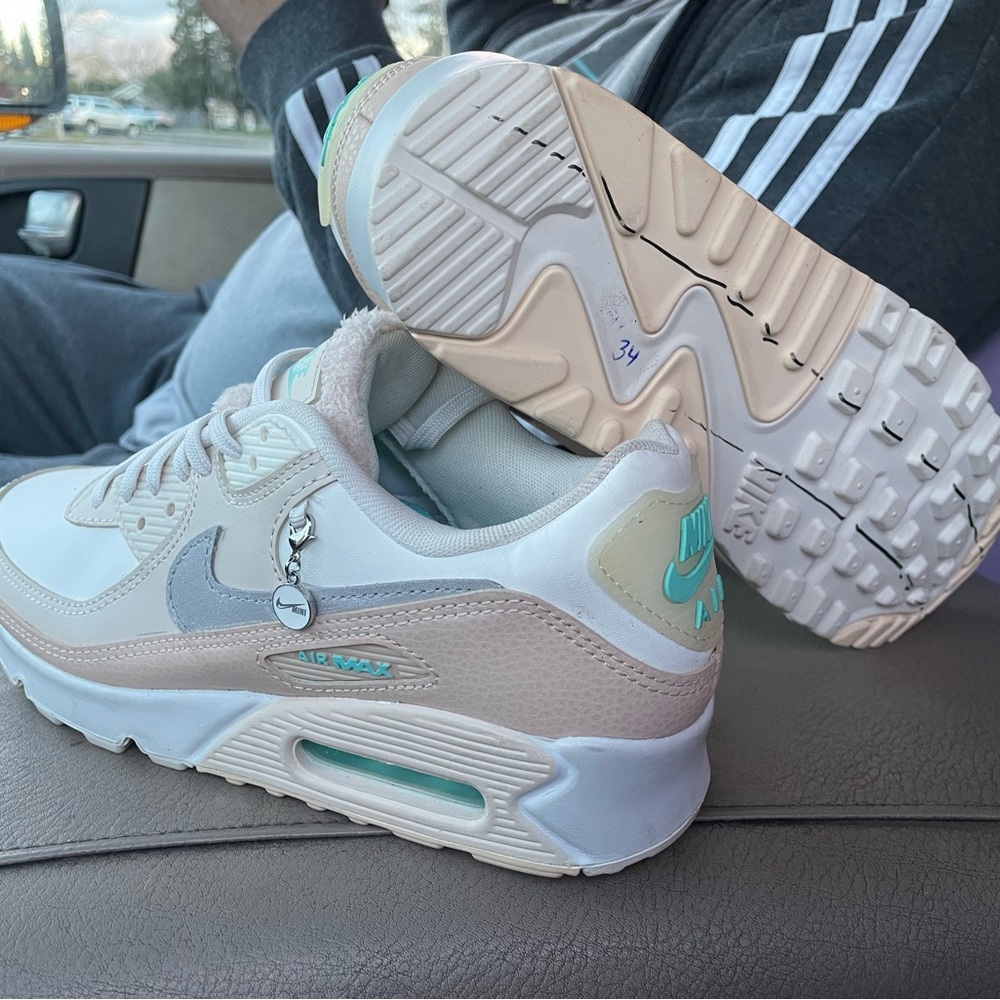 Nike Women's Air Max Sneakers - White and Cream size 7.5